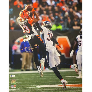 Tyler Boyd Signed Leaping Catch vs Broncos 16X20 Photo